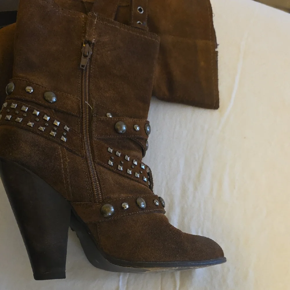 Steve Madden Brown Studded Heeled Boots - Picture 5 of 5